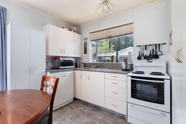 13 Deller Drive Carterton_4