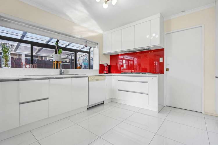 4 Farmdale Court Flat Bush_3