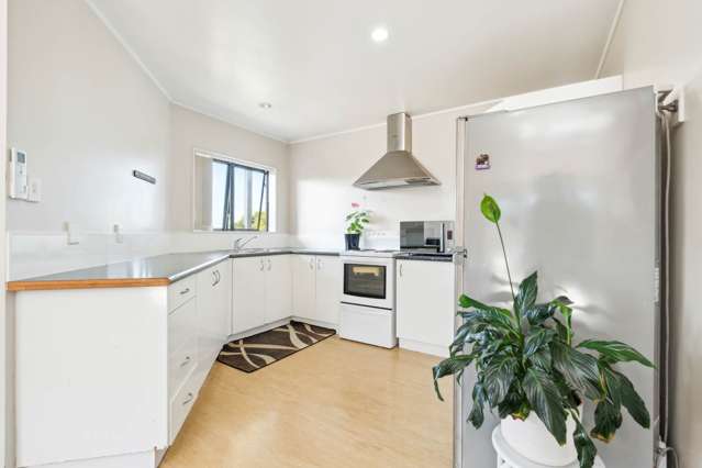 9 Eloise Place Clendon Park_4