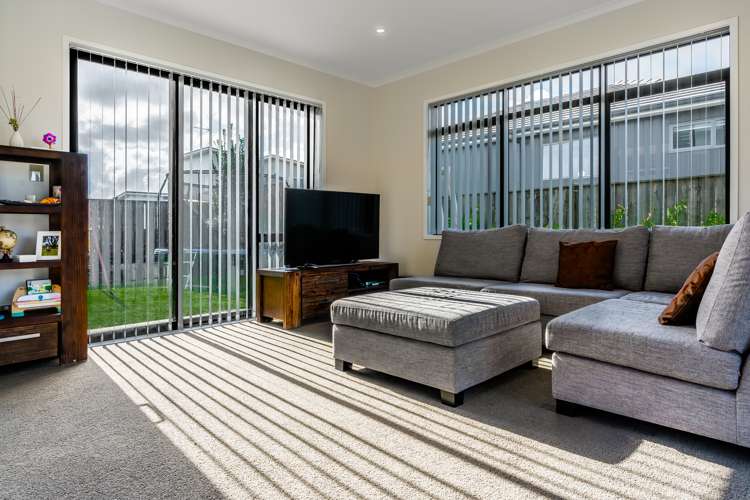 2 Taikura Avenue Red Beach_10