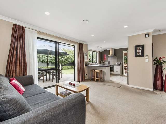 7 Compton Grove Huntington_3