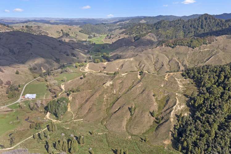 23 Hapurua Road Ohura_15