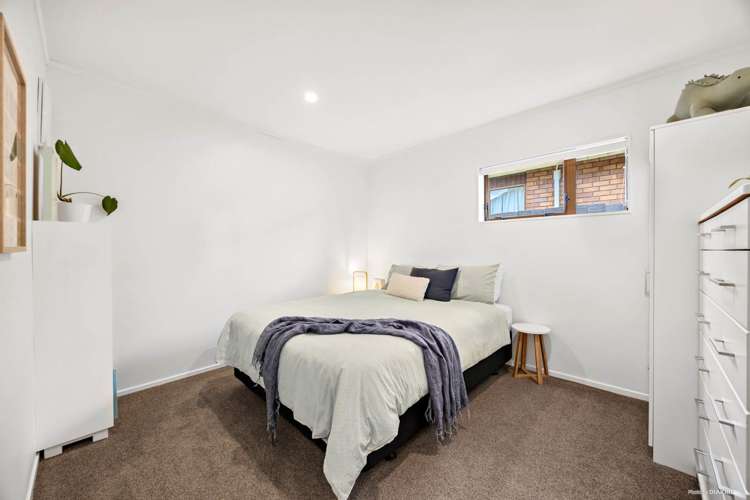 2/8 Pukeko Place Papatoetoe_11