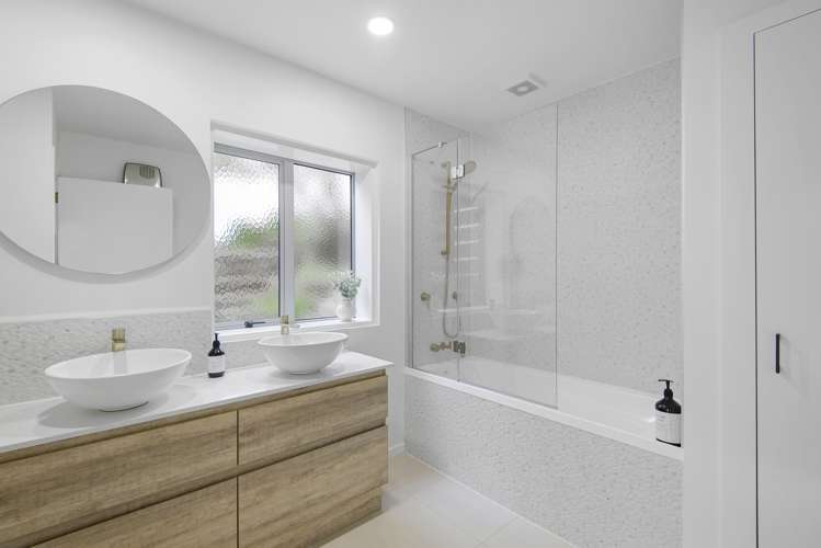 11 Godley Drive Scarborough_13