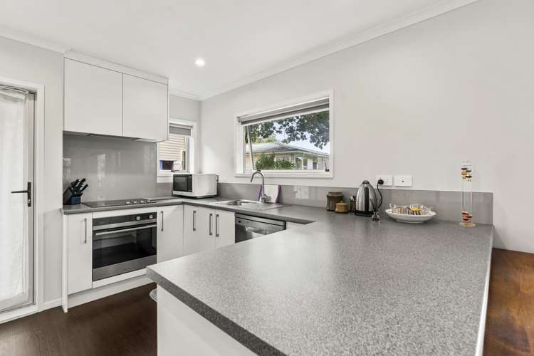 24 Paewai Road Glen Eden_14