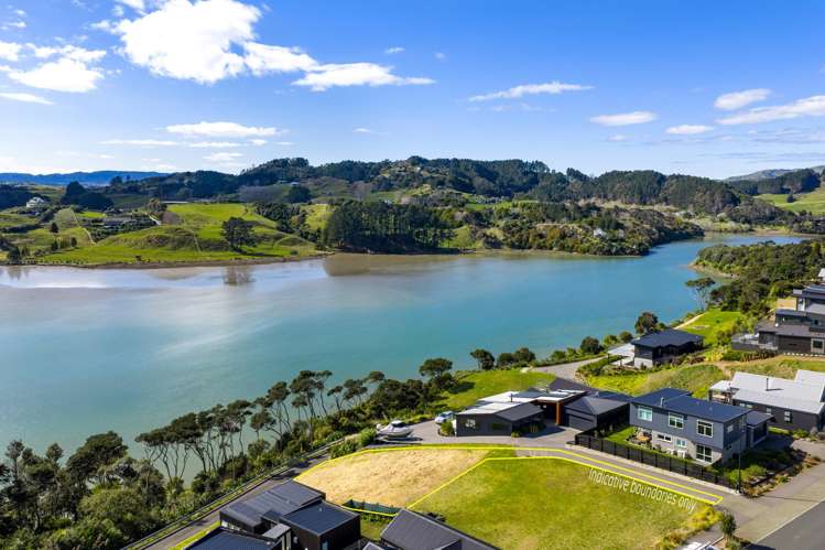 35 Rangitahi Road Raglan_2