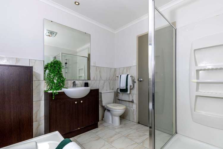 19 Canyon Drive Oteha_16