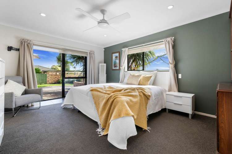 22 Flora Place Wattle Downs_12