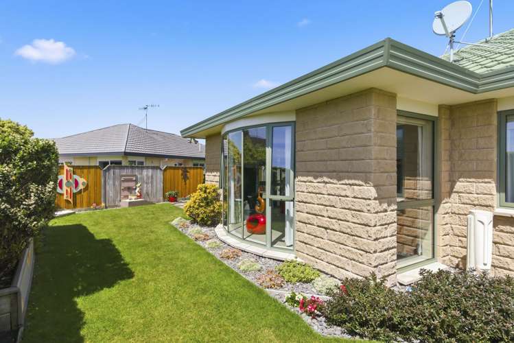 100 Milne Drive Paraparaumu_37