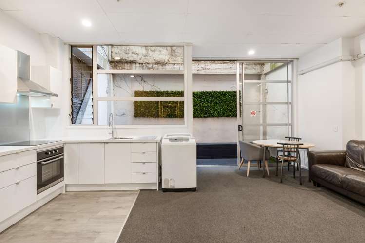 102/43 Anzac Avenue City Centre_3