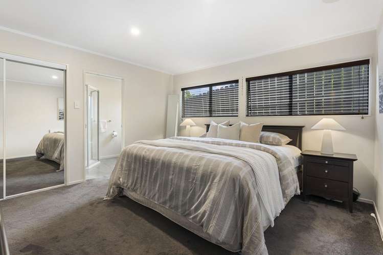 1/142 Sunset Road Unsworth Heights_10