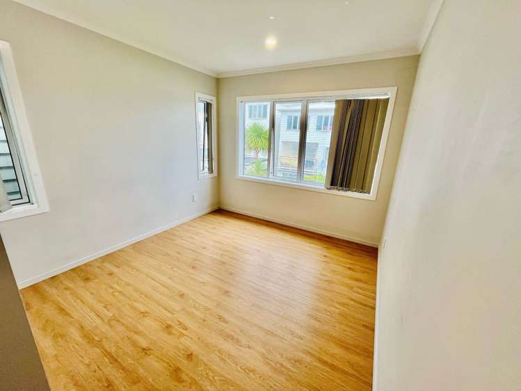 3 Manawatere Way Flat Bush_12