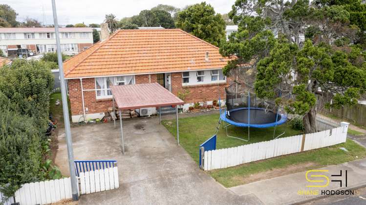 34 Waipapa Crescent Otara_19