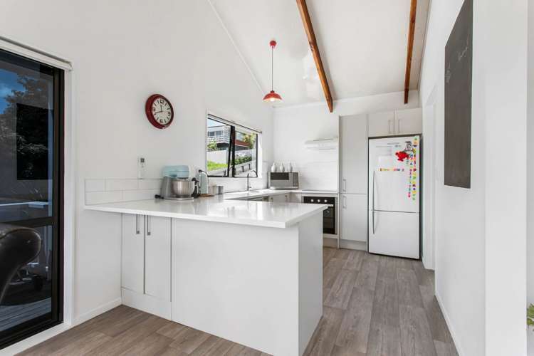 14 Tower Hill Stanmore Bay_5