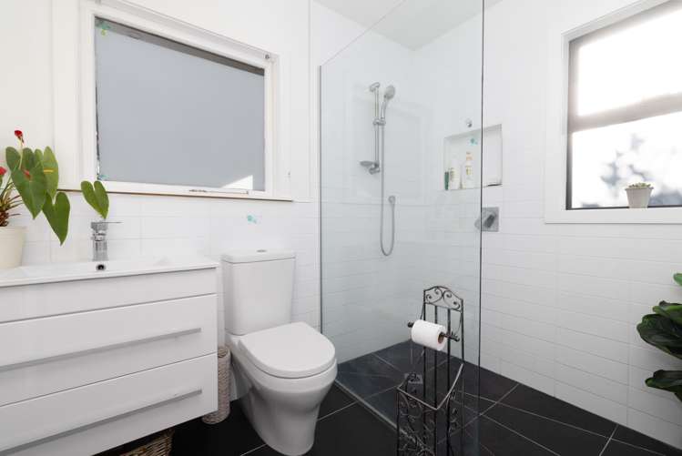 90 Gillies Crescent Waimarama_11