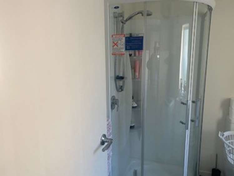 A/8 Howe Street 2202_6
