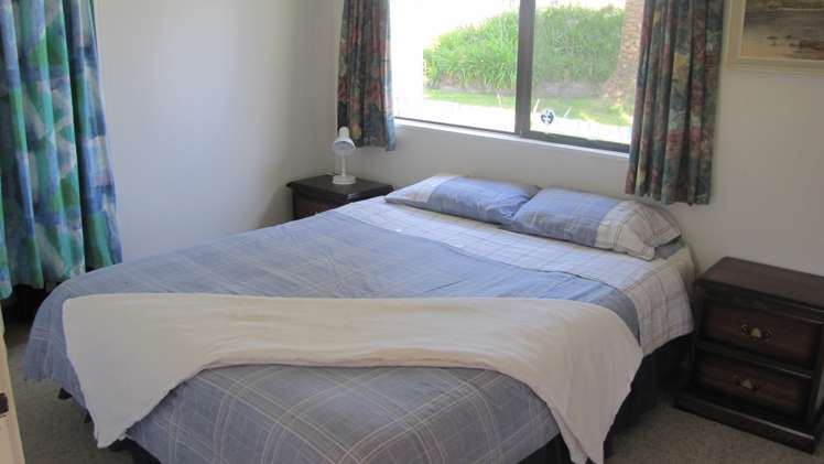 124 Park Avenue Waitarere Beach_6