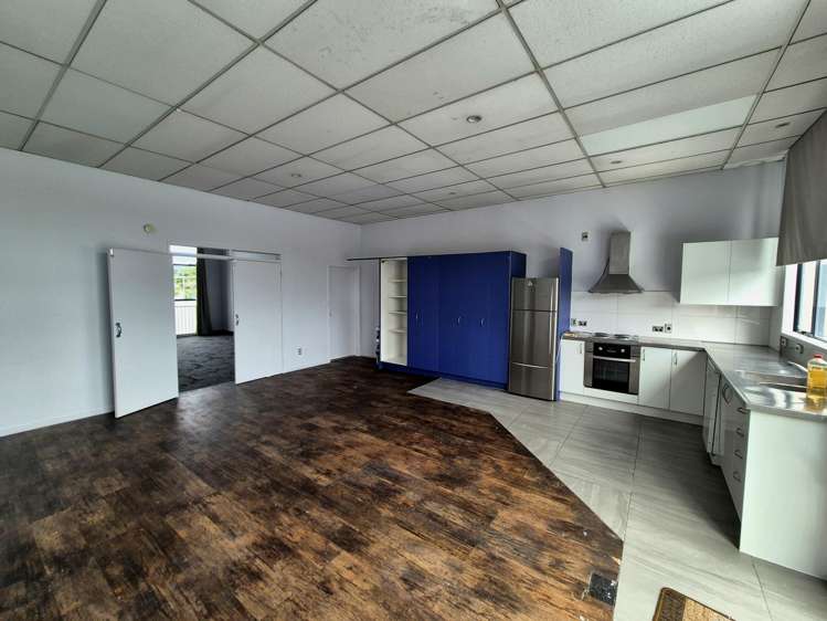 369 West Coast Road Glen Eden_7