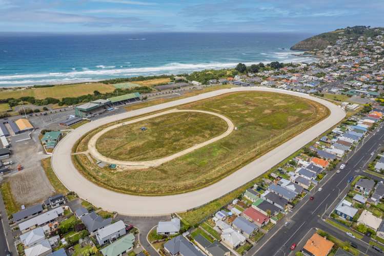 5 Hargest Crescent Saint Kilda_23