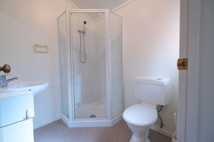 1/33 Penguin Drive Murrays Bay_13