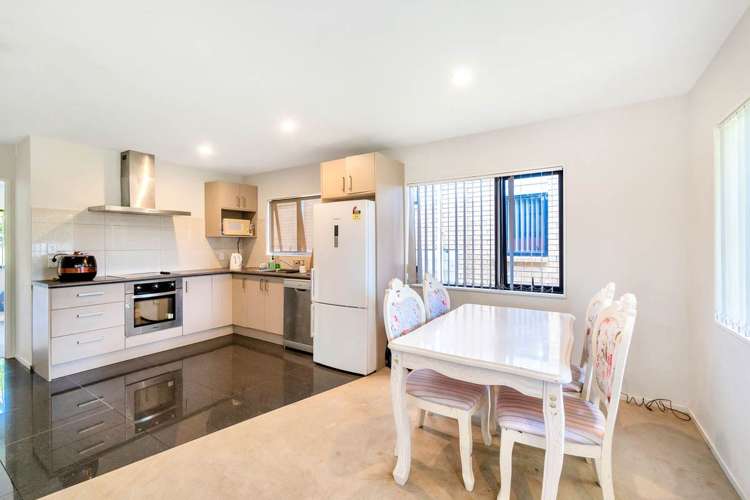 70d Glengarry Road Glen Eden_16