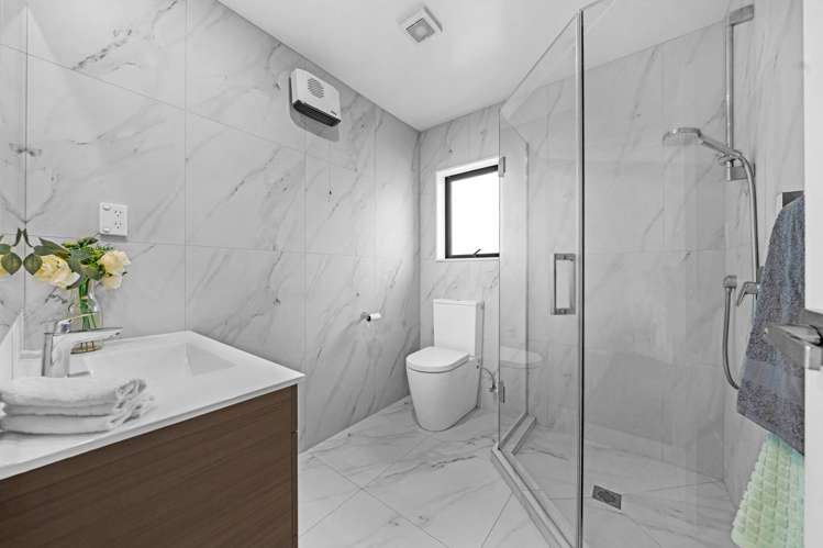 6B Dalwhinnie Parade Highland Park_13