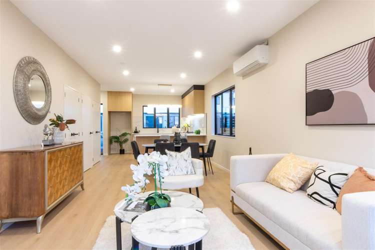 4 Greenbrier Street_2
