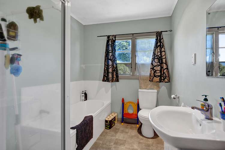 186 Tasman Street Opunake_5