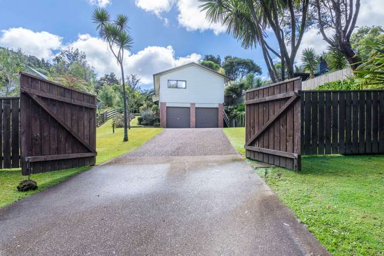 143 Woodlands Park Road Titirangi_2