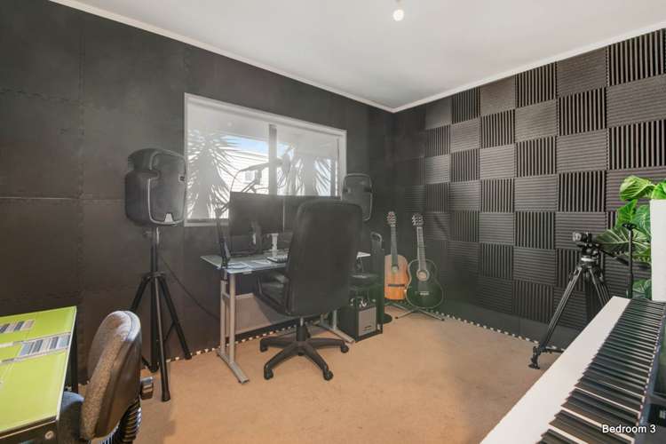 8 Capitol Road Matakatia_13