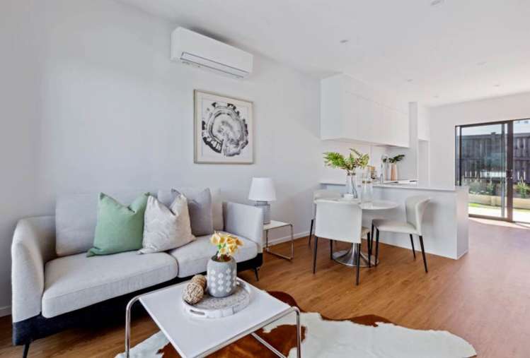 12B Woodhouse Place West Harbour_19