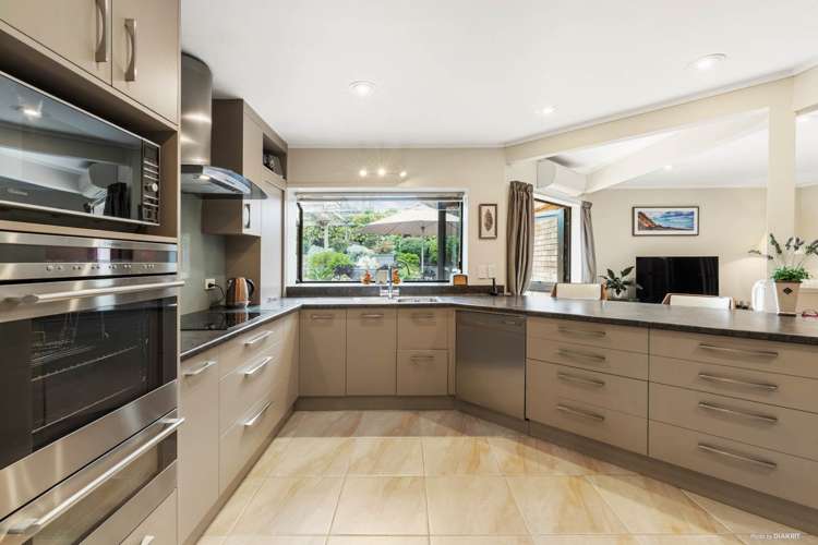 43 Clydesdale Avenue Somerville_17