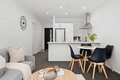 2/19 Dowding Street_4