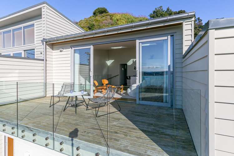 352 Queens Drive_3