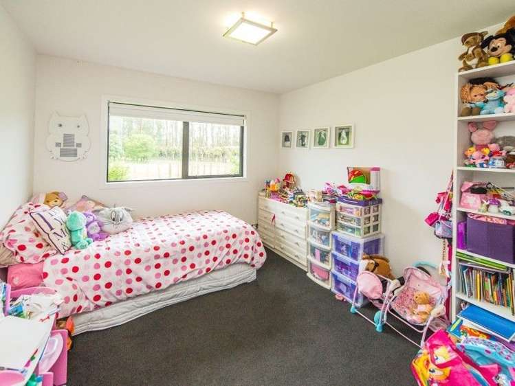 16 Pickwick Road Otamatea_9