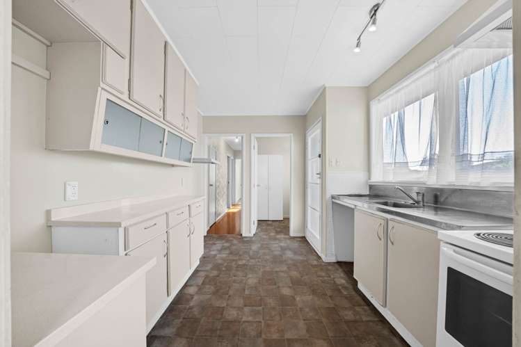 27 Astor Place Manurewa_12