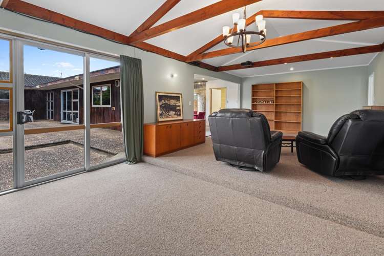 176 Western Hills Drive Kensington_33