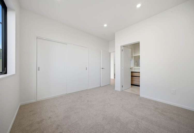 6 Stableford Crescent Opaheke_16
