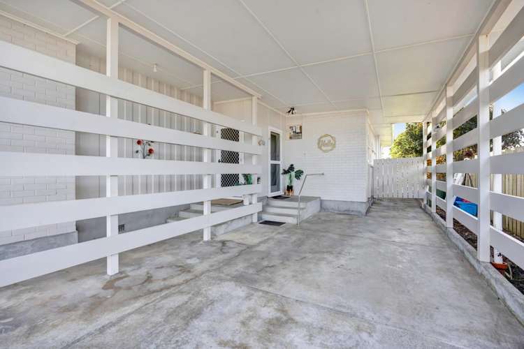 8 Edinburgh Street Patea_16