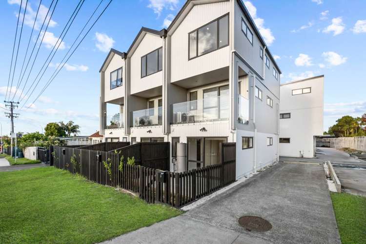 113 Te Atatu Road Te Atatu South_7