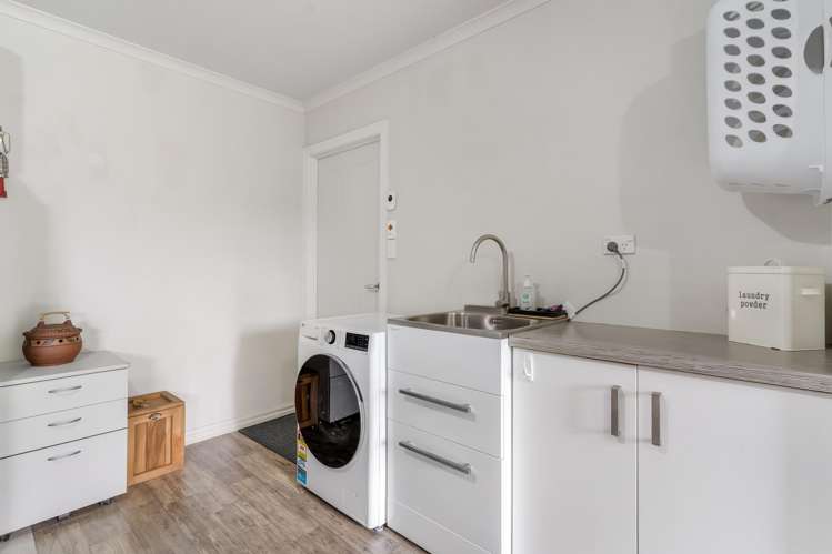 65 Racecourse Road Winton_19