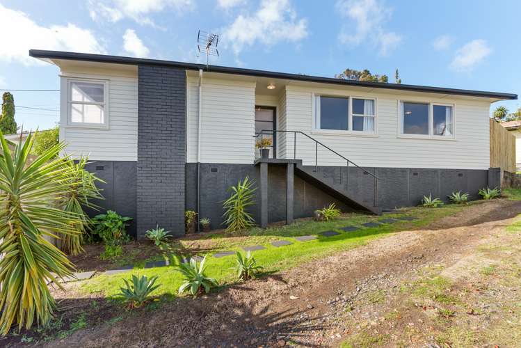 70 Vodanovich Road Te Atatu South_12