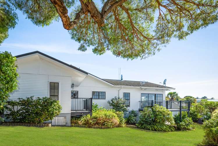 25 Enfield Road Hospital Hill_19