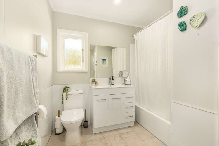 71 Golf Road Paraparaumu Beach_9