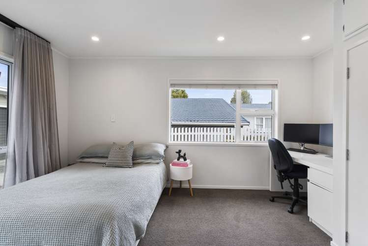 4 Hillcrest Grove Hillpark_17