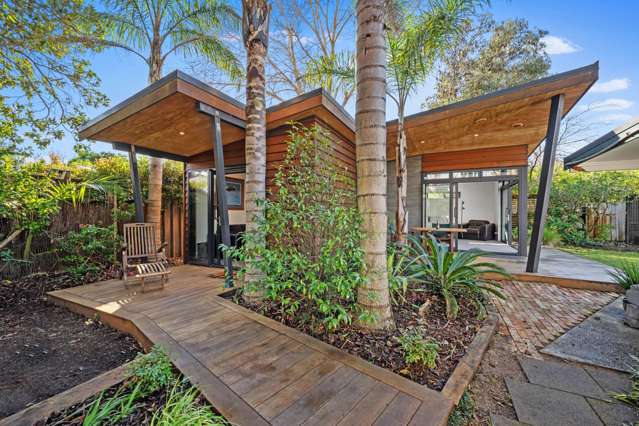 Golden Circle, Green Hideaway