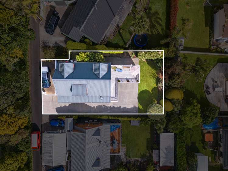 36 Whangaparaoa Road Red Beach_17