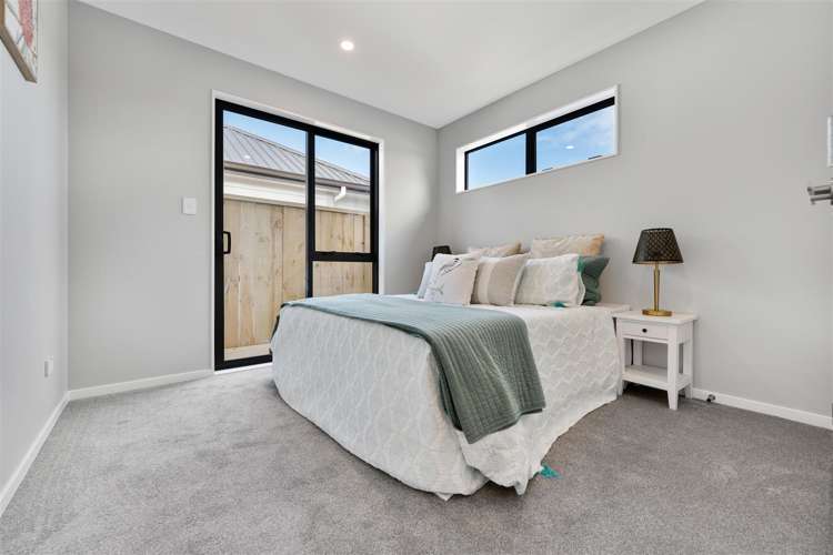 34 Whakairo Crescent Gulf Harbour_11