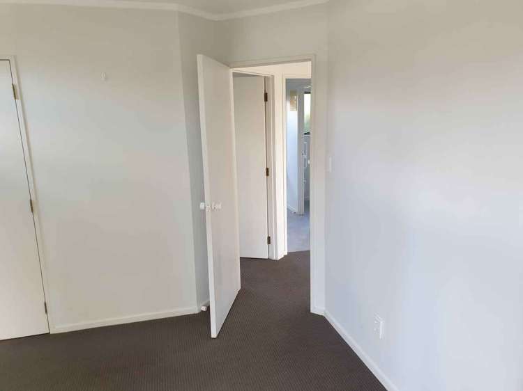 17A Enderby Drive Te Atatu Peninsula_13