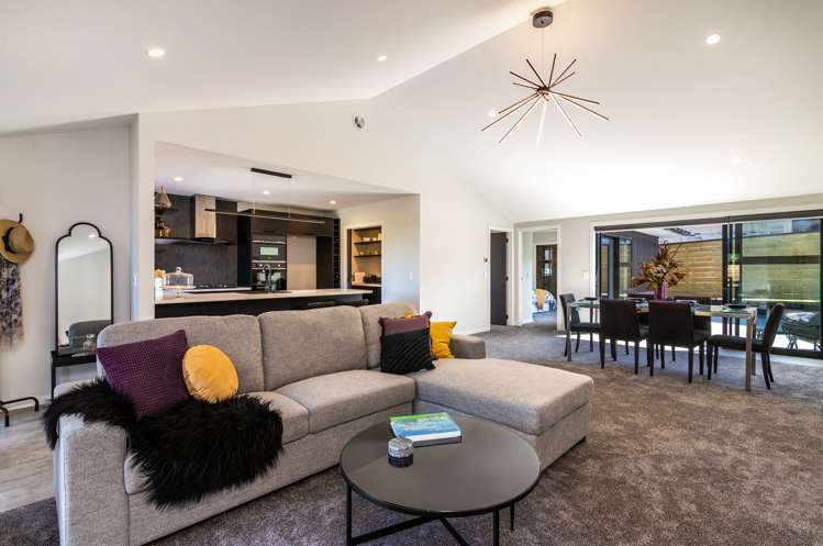 20 Boundary Road Waipahihi_0